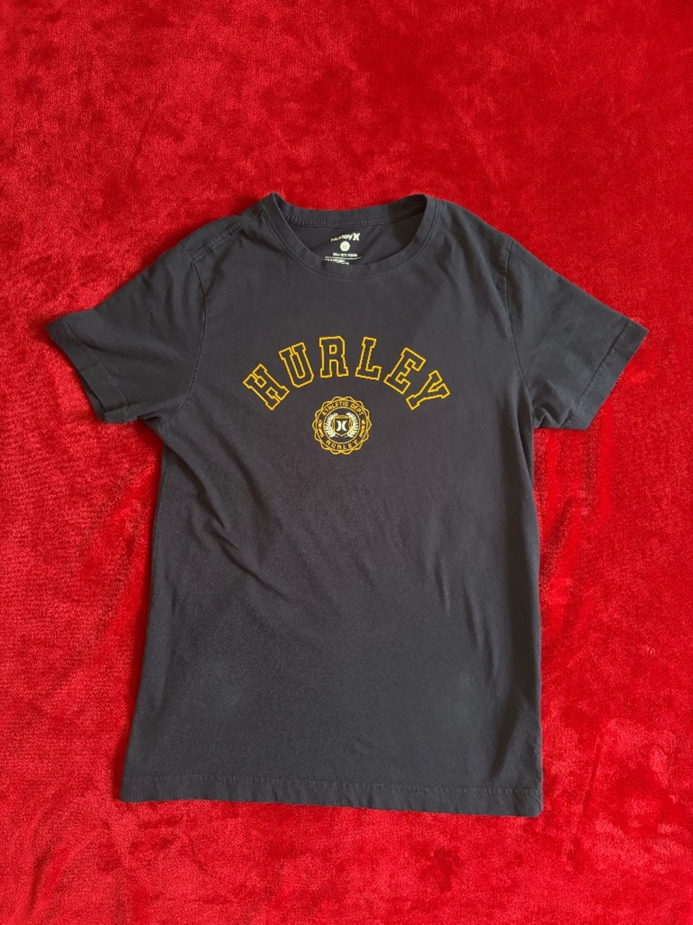 Hurley Navy Blue Varsity Graphic T-Shirt: Size S